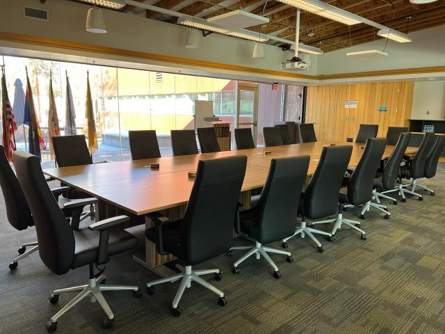 Boardroom LT 200 board room